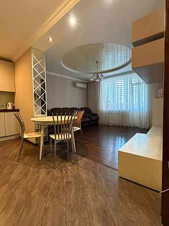 Продаж Квартира 2-кімнатна, 12/18 поверх на Днепровская наб. вул., д. 19а Киев