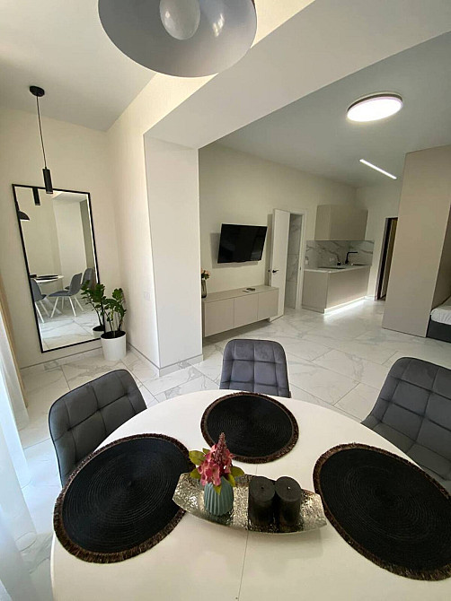 Оренда Квартира 1-кімнатна, 2/6 поверх на Фонтанская дорога ул., 153/13 Одесса - изображение 1