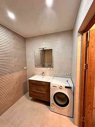 Продаж Квартира 1-кімнатна, 19/23 поверх на Михайла Максимовича вул. (Онуфрія Трутенка) Киев