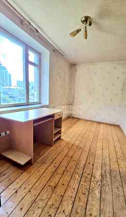 Продаж Квартира 2-кімнатна, 5/5 поверх на вул. Отакара Яроша Харків