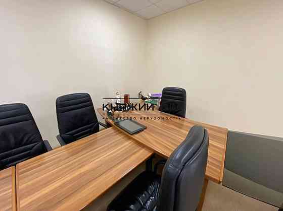 Оренда офісне приміщення на вул. Выборгская ул./ Олекси Тихого поверх - 2/3 Київ