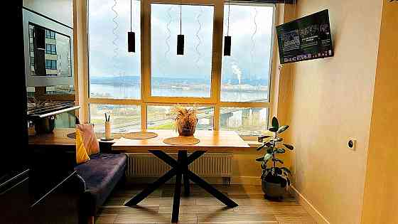 Продаж Квартира 2-кімнатна, 13/26 поверх на Зарічна вул., д. 1В Киев