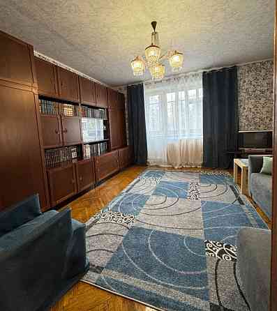 Продаж Квартира 3-кімнатна, 4/9 поверх на Тверская ул., 9 Дніпро