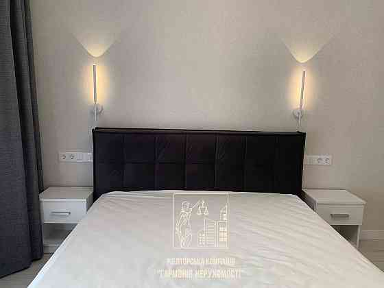 Продаж Квартира 2-кімнатна, 4/7 поверх на Салютна вул., д. 2б Київ