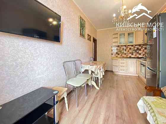 Оренда Квартира 2-кімнатна, 24/25 поверх на Воскресенська, 14а Київ