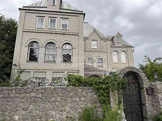 Продаж Будинок 7-кімнатний на вул. Підгородня Харків