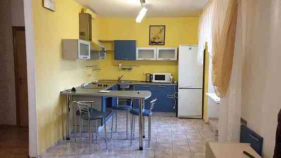 Оренда Квартира 3-кімнатна, 16/17 поверх на пр. Петра Григоренко, 15 Київ