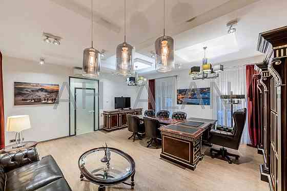 Оренда Будинок 1-кімнатний на Воздвиженська вул., 22 Київ