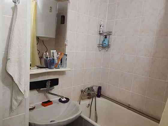 Оренда Квартира 3-кімнатна, 5/5 поверх на ул. Туровская, 4 Київ