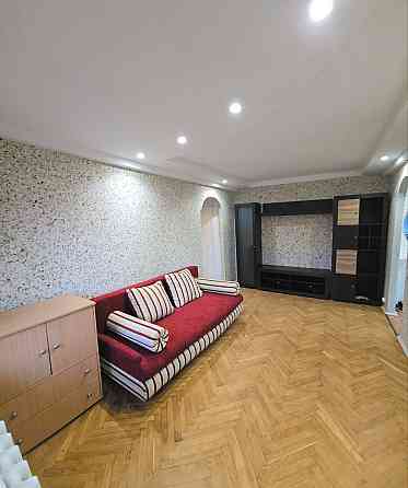 Оренда Квартира 2-кімнатна, 2/5 поверх на вул.Вифлеємська, 12 Kiev