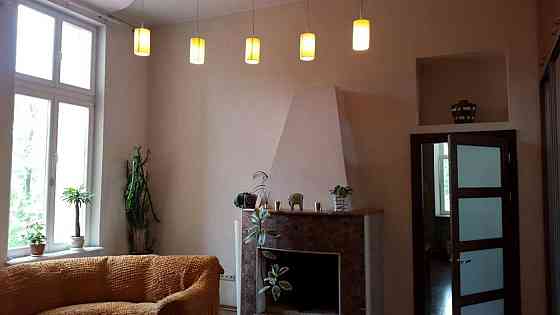 Продаж Квартира 4-кімнатна, 3/3 поверх на Успенская ул. Odessa