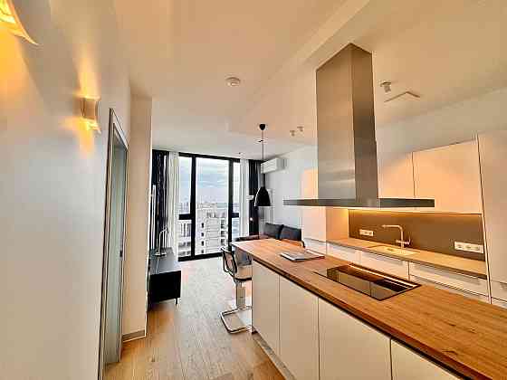 Продаж Квартира 2-кімнатна, 19/23 поверх на Василя Тютюнника вул., д. 28а Київ