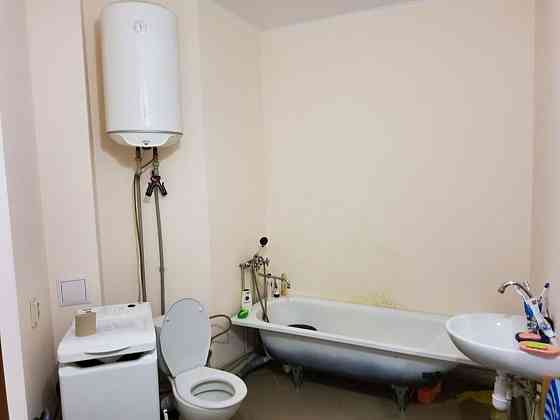 Оренда Квартира 1-кімнатна, 4/6 поверх на Феофания Київ