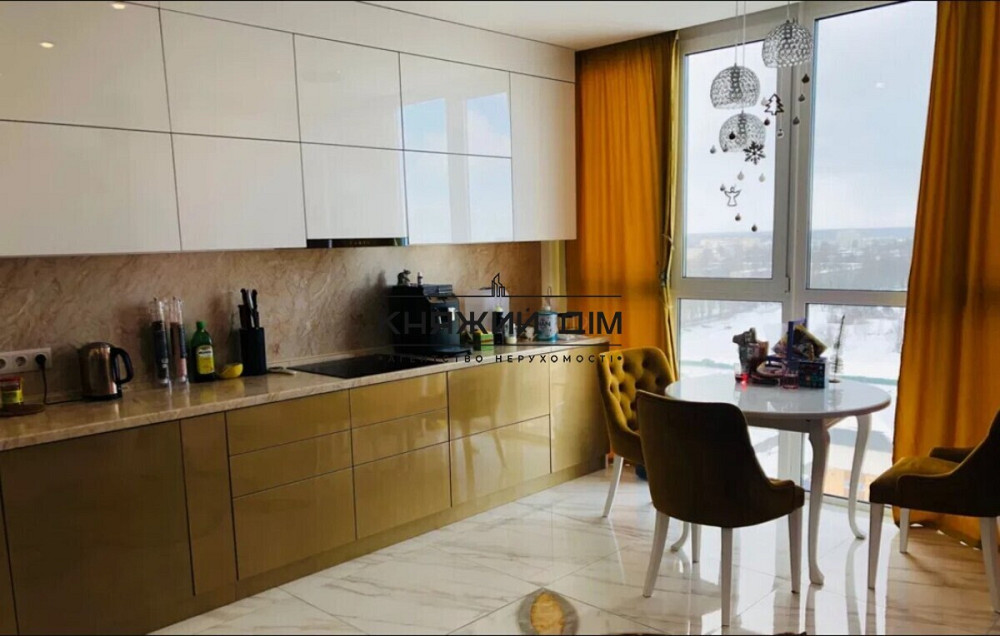 Без комісії! Продаж 3-х к. квартири студіо в ЖК Місто Квітів. № 21144477 Київ - фото 1