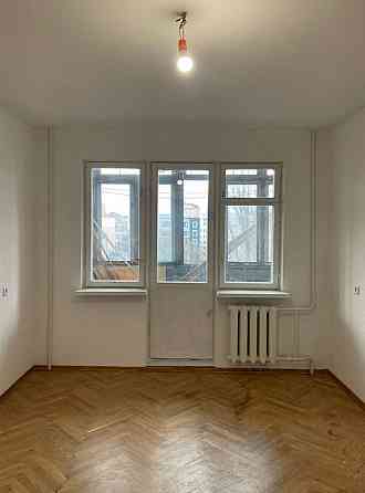 Продаж Квартира 2-кімнатна, 7/9 поверх на Глибочицька вул., д. 12 Kiev