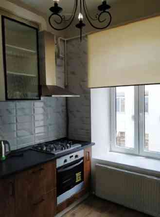 Оренда Квартира 3-кімнатна, 4/4 поверх на Сеченова ул., 3 Одесса