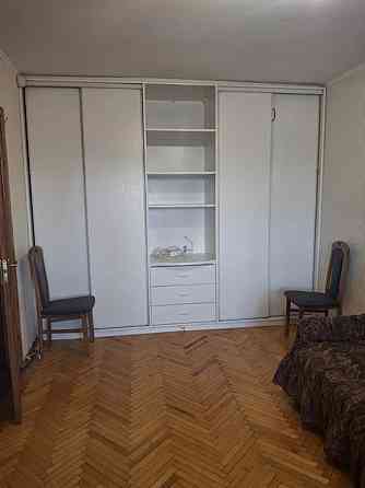 Оренда Квартира 1-кімнатна, 5/5 поверх на проспект Мира, 19/18 Kiev