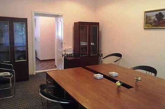 Оренда офісне приміщення на Институтская ул. поверх - 1/5 Київ