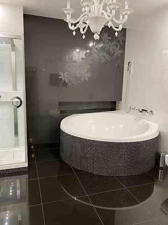 Продаж Квартира 3-кімнатна, 13/22 поверх на Генуэзская ул., 1 Одеса