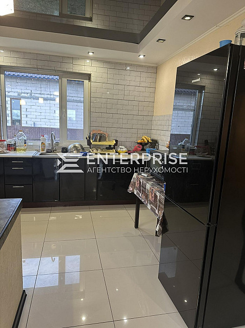 Продаж 2-поверховий Будинок з ділянкою 7 сот 213 кв.м 5 кімн. на Дорошенка вул. Krasylivka (Ivankivskyi raion) - photo 3