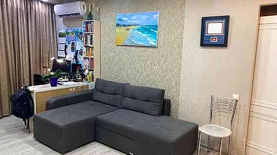 Продаж Квартира 2-кімнатна, 18/26 поверх на Малевича вул., д. 83 Киев