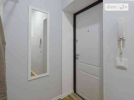 Оренда Квартира 2-кімнатна, 4/4 поверх на ул. Сентябрьская, 13 Kiev