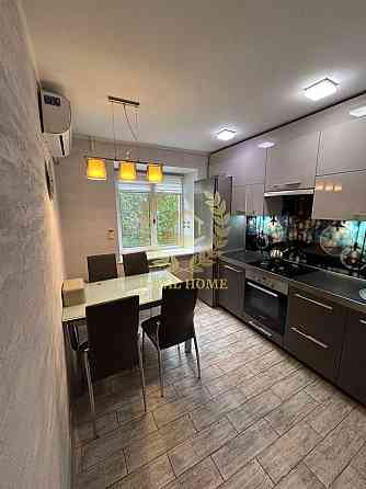 Продаж Квартира 2-кімнатна на Половецкая ул., 16А Київ