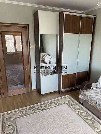 Оренда Квартира 2-кімнатна, 11/16 поверх на Радунская ул. Київ