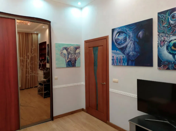 Продається 2-кімнатна квартира з ремонтом, р-н Центр Odessa