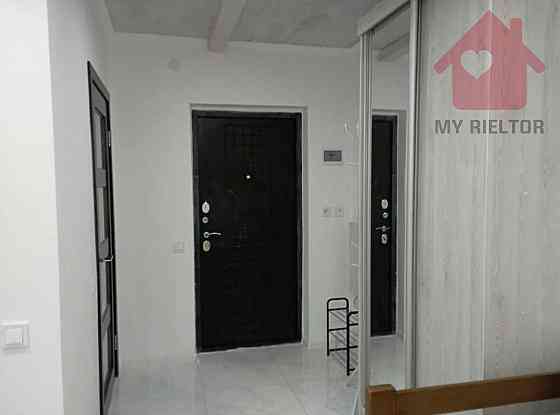 Продаж Квартира 3-кімнатна, 1/5 поверх на Лінтура П. Ужгород