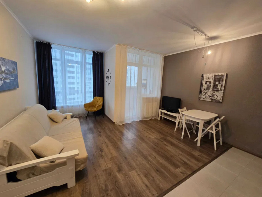 Продаж Квартира 1-кімнатна, 11/26 поверх на Пчелки, 3 Киев - изображение 2