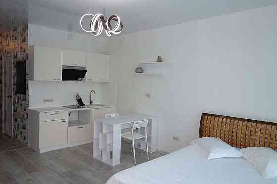 Оренда Квартира 1-кімнатна на Днепродзержинская ул., 128 Киев