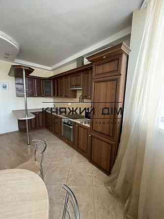 Оренда Квартира 1-кімнатна, 12/25 поверх на Урловская ул. Kiev