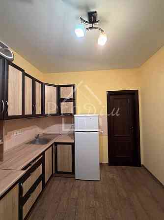 Оренда Квартира 1-кімнатна, 6/9 поверх на Героїв Небесної Сотні, 181 