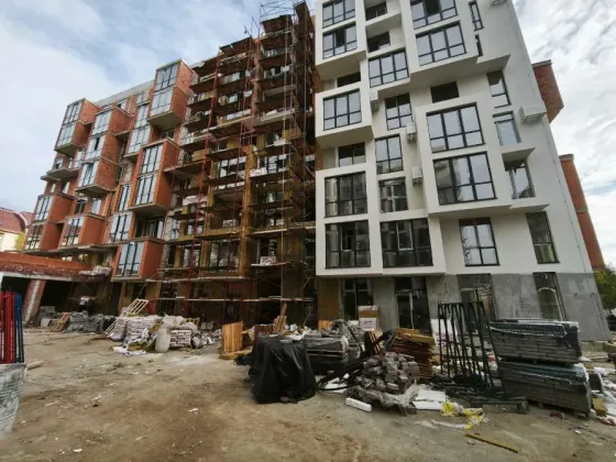 Продаж 1к Квартира 56 кв.м Баб'яка 8 Ужгород