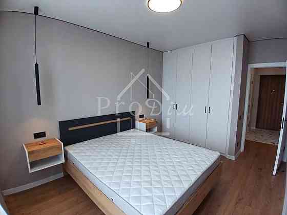 Оренда Квартира 1-кімнатна, 12/25 поверх на Просп. Європейського Союзу, 51 Киев