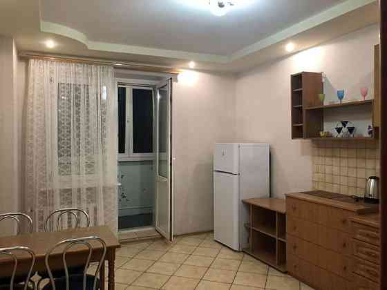 Оренда Квартира 2-кімнатна, 14/16 поверх на ул. Княжий Затон, 6 Київ