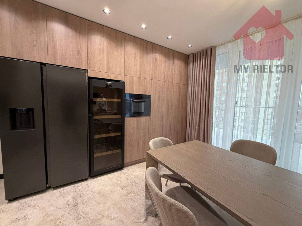 Продаж Квартира 3-кімнатна, 7/7 поверх на Богдана Хмельницького пл. Uzhhorod - photo 3