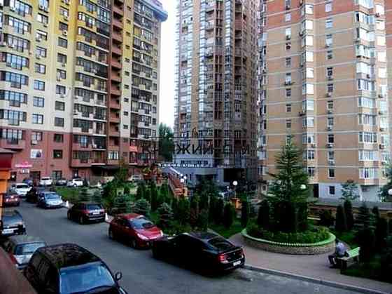 Продаж приміщення вільного призначення на вул. Щорса ул./Євгена Коновальця поверх - 1/22 Київ