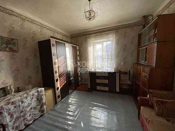 Продаж Квартира 5-кімнатна, 2/2 поверх на вул. Столярний Kharkiv