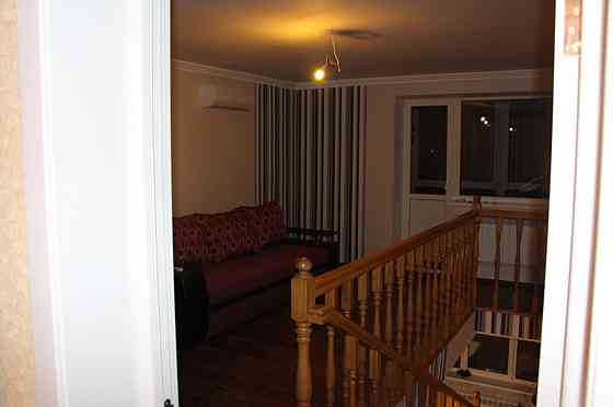 Продажа: 4-х комнатная 2-х уровневая квартира, с. Петровское, 101 кв.м., евроремонт 