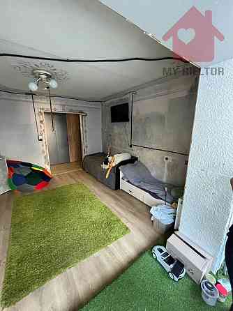 Продаж трикімнатної квартири по вул.Лавріщева Ужгород