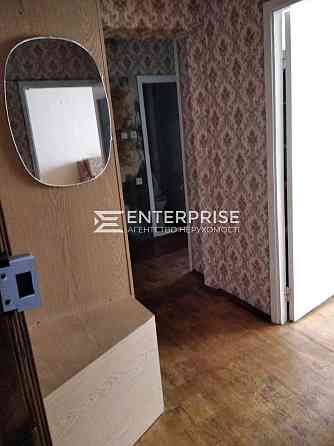 Продаж Квартира 2-кімнатна, 2/16 поверх на вул. Харківське шосе Київ