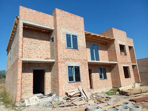 Продаж 2-поверховий   100 кв.м 4 кімн. на ЖК масив Ювілейний Рівне - фото 2