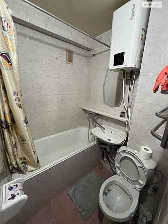 Оренда Квартира 1-кімнатна, 2/9 поверх на Василя Івасіна, 5 Київ