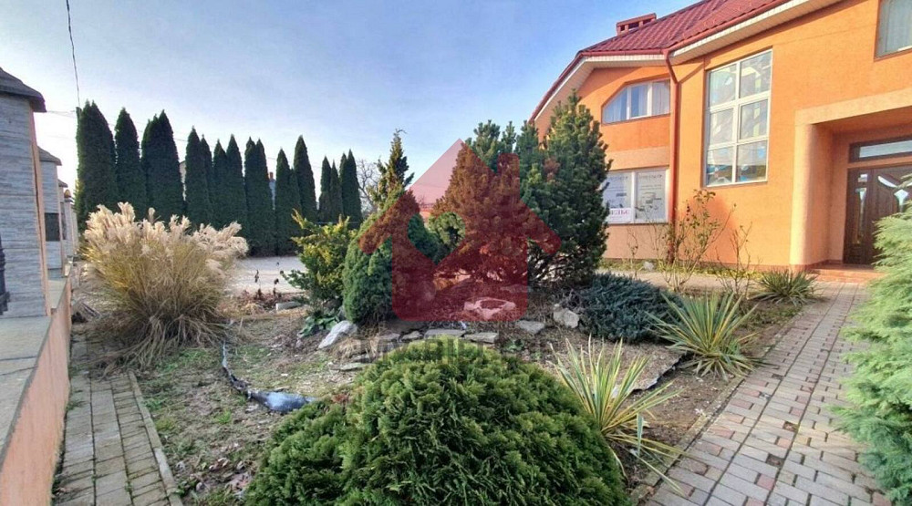 Продаж торгове приміщення на Перемоги поверх - 1/2 Uzhhorod - photo 1