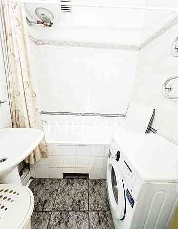 Оренда Квартира 3-кімнатна, 3/6 поверх на вул. Прорізна Kiev