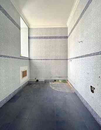 Продаж Квартира 3-кімнатна, 5/5 поверх на Костьольна вул., д. 6 Київ