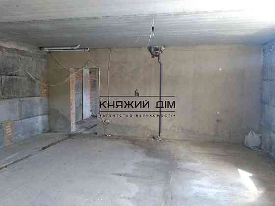 Продаж офісне приміщення на Школьный пер поверх - 1/3 