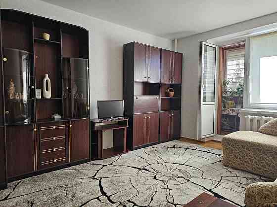 Оренда Квартира 2-кімнатна, 6/10 поверх на вул. Теремківська, 2А Киев